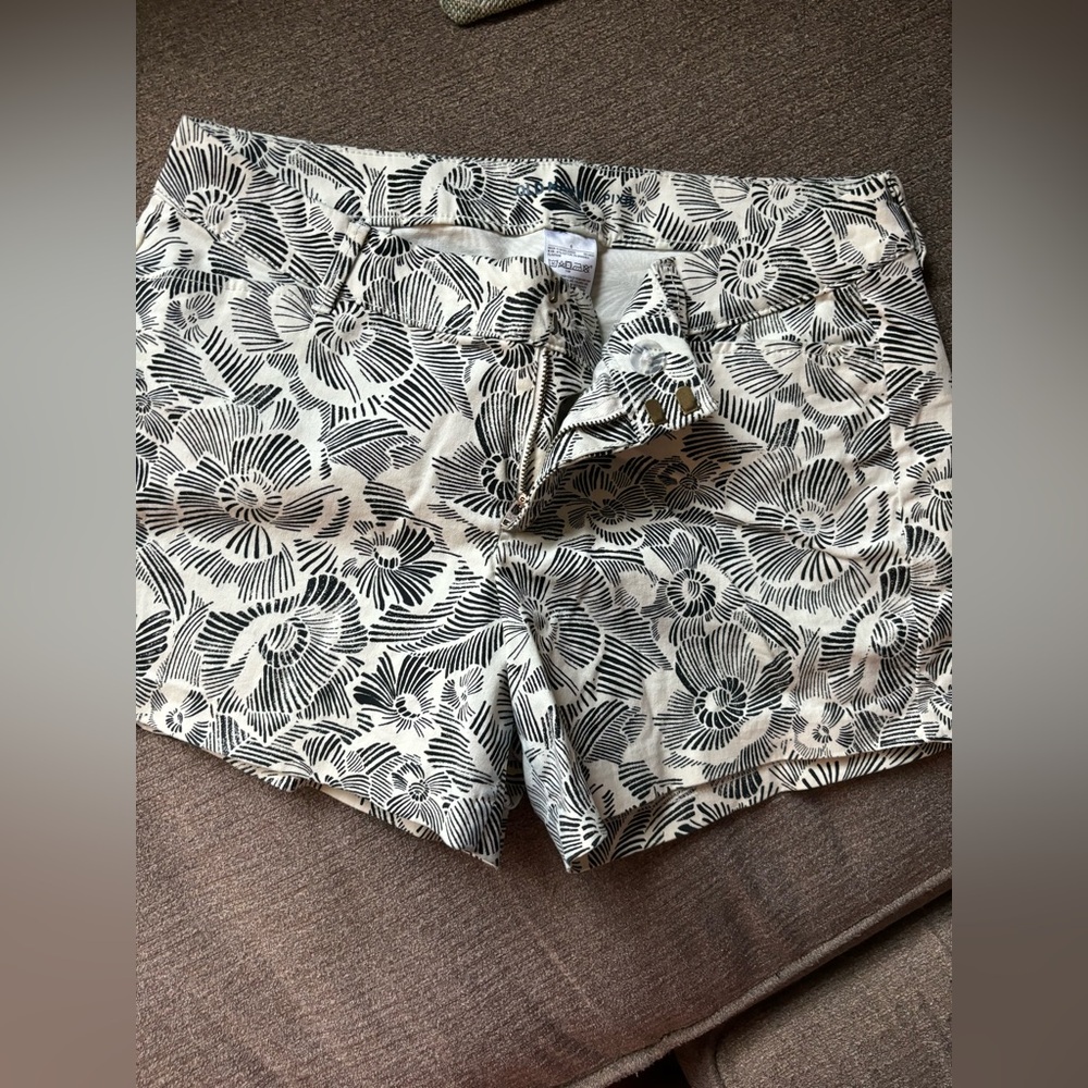 Old navy shorts